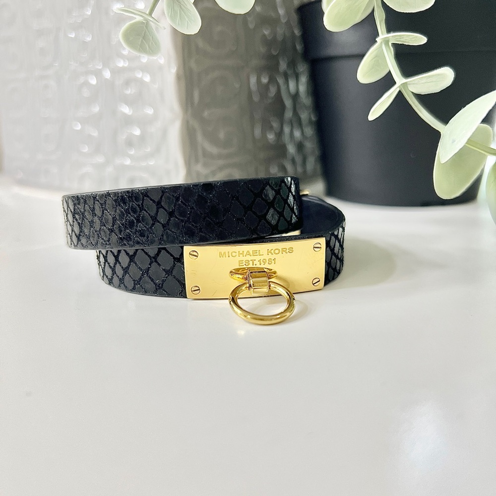 Michael Kors double-loop leather bracelet